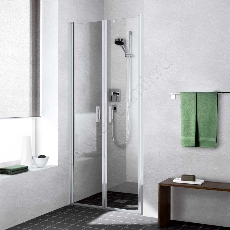 Маятниковая душевая дверь для боковой стенки/боковой двери Kermi Liga LIPTD085181AK в интерьере