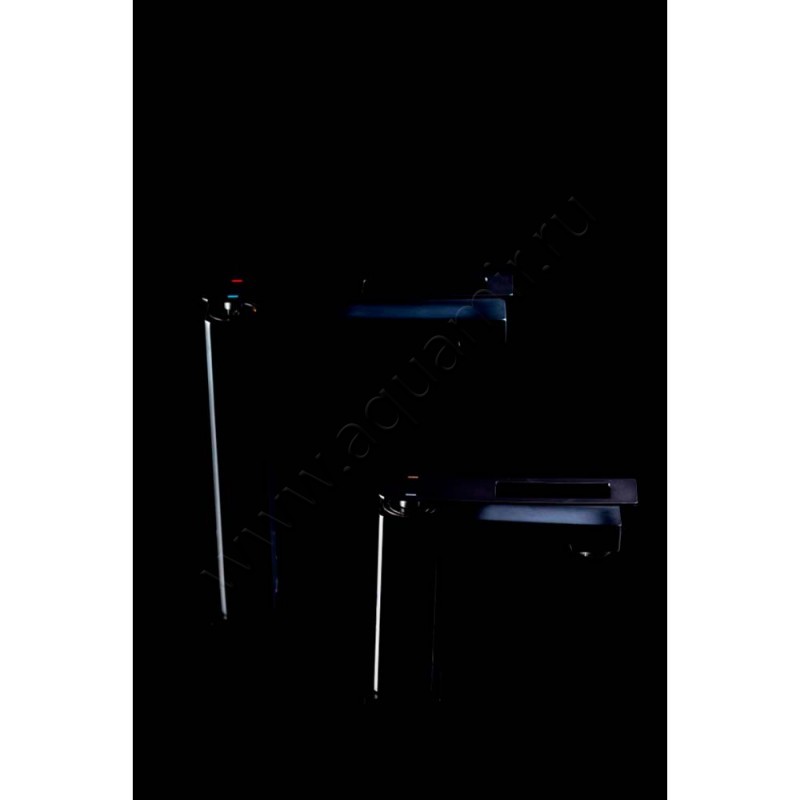 Смеситель для раковины Boheme Q черный матовый 142BB в интерьере