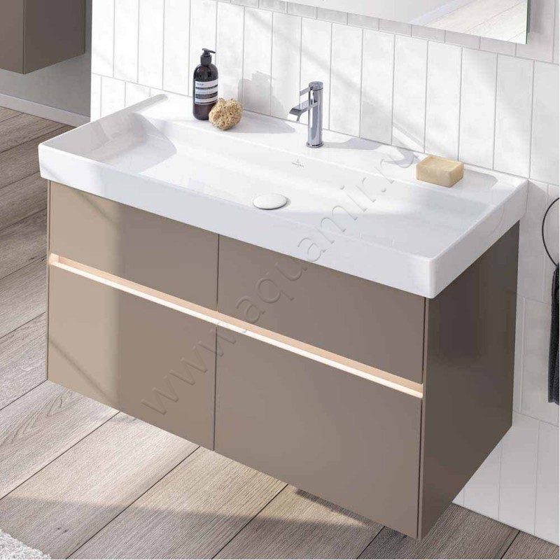 Тумба для раковины Villeroy & Boch Collaro C012L0DH в интерьере