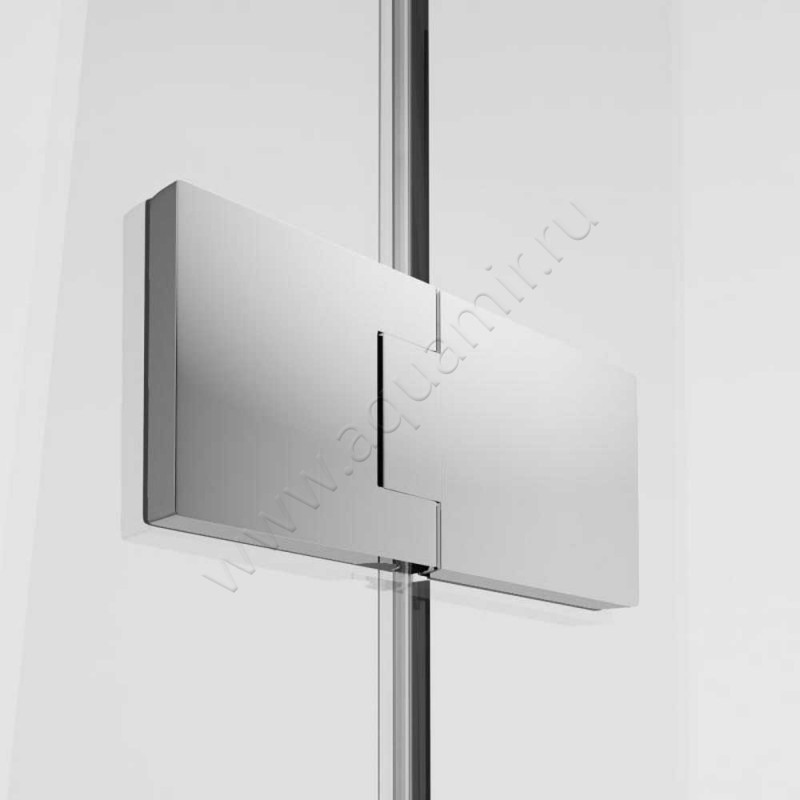 Маятниковая душевая дверь в нишу с фиксированным элементом Huppe Solva pure в серебристом цвете ST1505092375 в интерьере