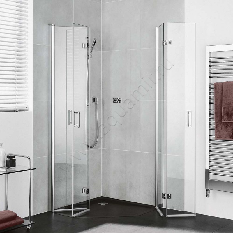 Душевой уголок со складными дверями Kermi Diga DIF4309020VPK в интерьере